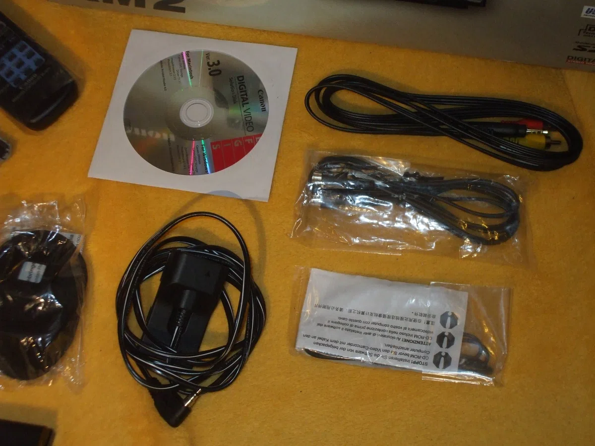 Canon XM2 miniDV Profi-Camcorder mit 3 CCD