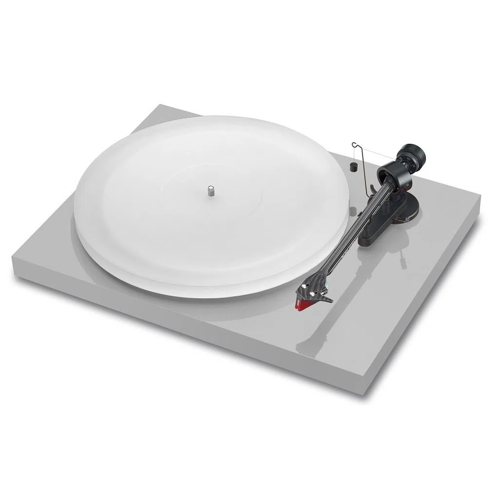Pro-Ject Debut Carbon Esprit (DC) Audio-Plattenspieler mit Riemenantrieb Grau - Platini (Audio-Plattenspieler mit Riemenantrieb, Grau, 33,45 RPM, -68 dB, 1 W, 50/60)