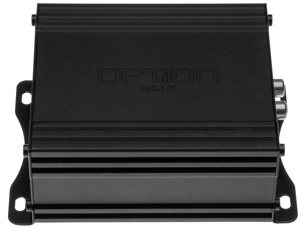 OPTION AIR-2 Verstärker inkl. ISO-Kit - Mini Verstärker mit Plug & Play-Installation für alle Fahrzeuge mit ISO-Anschluss