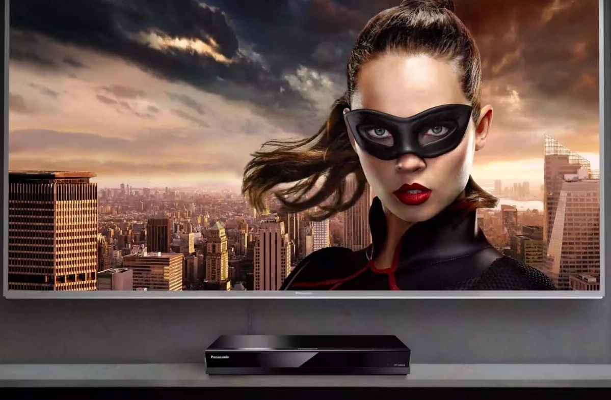 Panasonic DP-UB424EGK Ultra HD Player (4K Blu-ray Disc, 4K VoD, DLNA, 2x HDMI, USB, schwarz)