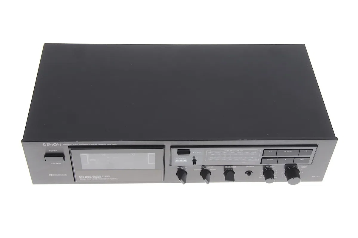 Denon DR-M 07 Kassettendeck