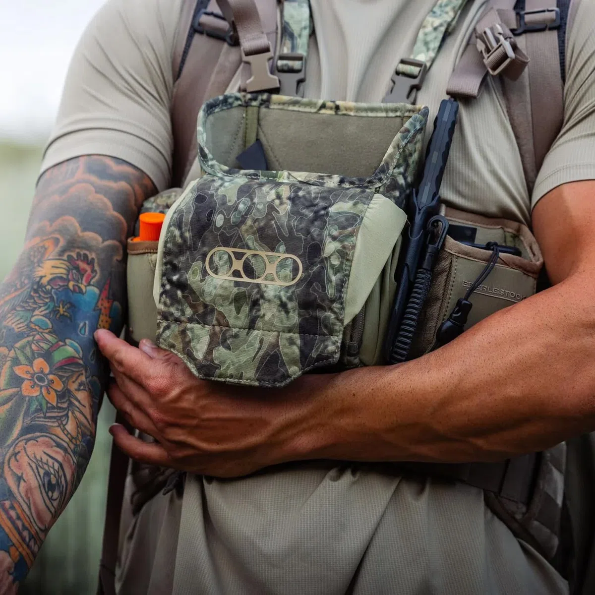 Eberlestock Recon Modular Bino Pack – Fortschrittliches Fernglas-Gurtsystem mit anpassbaren Aufsätzen, Militärgrün, Größe L