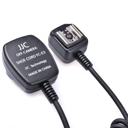 JJC FC-E3 TTL-Blitzkabel für Canon Kameras und kompatible Aufsteckblitze 140 cm