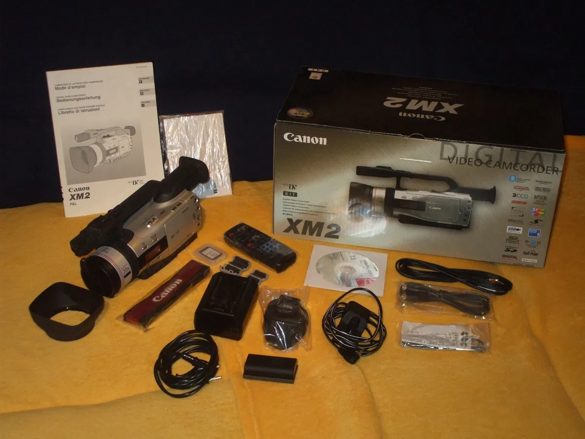 Canon XM2 miniDV Profi-Camcorder mit 3 CCD