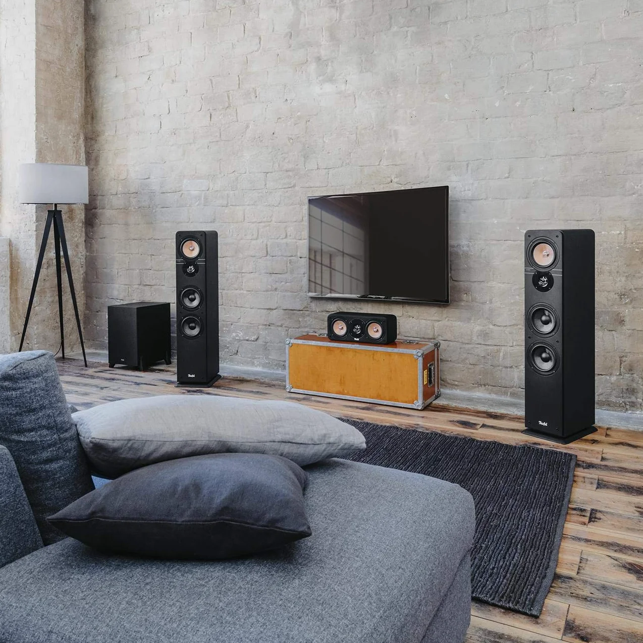 Teufel Ultima 40 Surround 5.1-Set - Heimkino Lautsprecher 5.1 Soundanlage Kino Raumklang Surround Subwoofer Movie High-End HiFi Speaker - schwarz