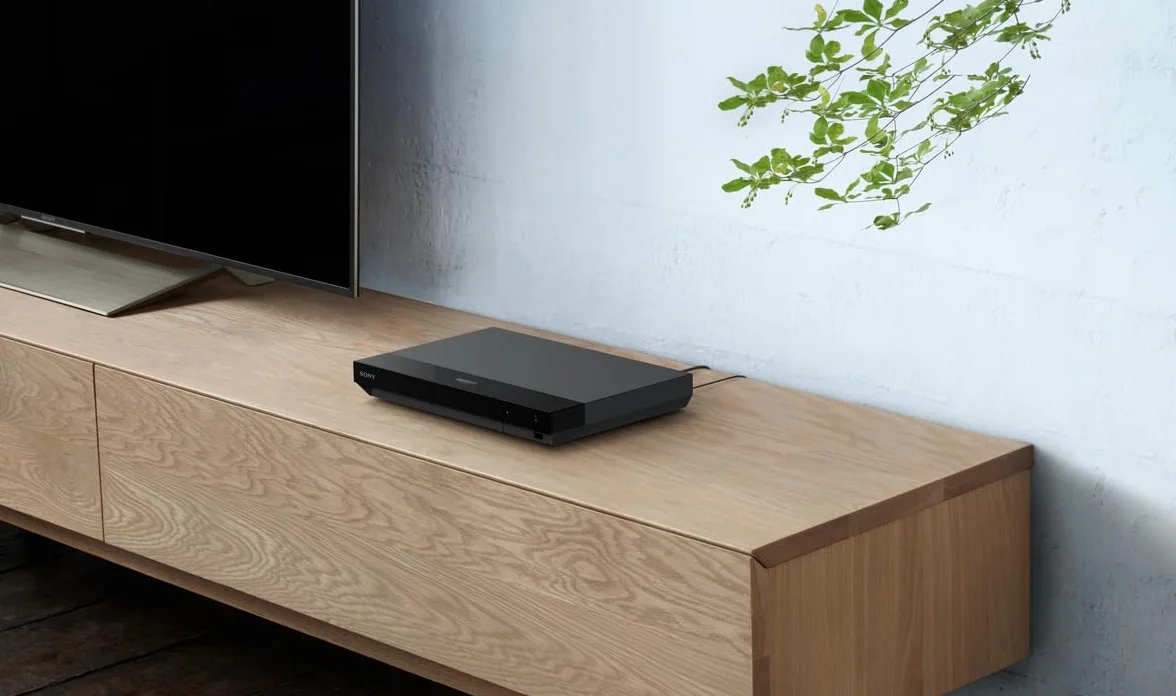 Sony UBP-X700 4K Ultra HD Blu-ray Disc Player (Hochauflösendes Audio, HDR10, Dolby Vision, BT.2020, Erweiterte Hochskalierung, Universal Player, HDMI & Koaxial SPDIF)