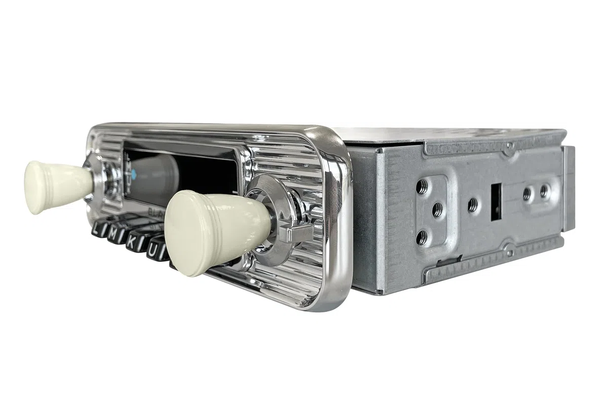 Blaupunkt Frankfurt Stereo Classic, 1-DIN Autoradio, Oldtimer-Design mit verchromter Metallfront im Wellendesign, DAB+, Bluetooth, USB, Aux-Eingang, Lenkradfernbedienung, Sub-Out, 4x50Watt, 12v