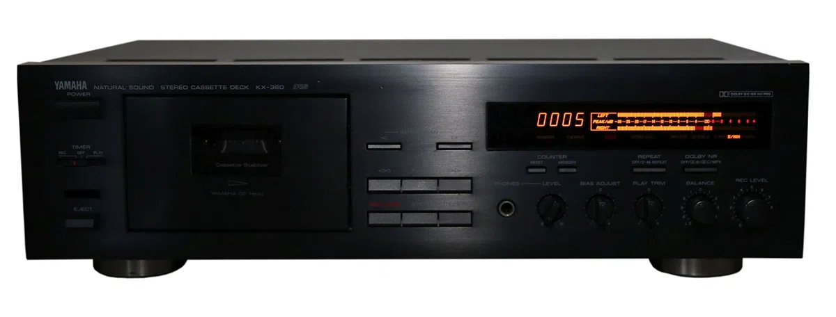 Yamaha KX-360 Kassettendeck in schwarz
