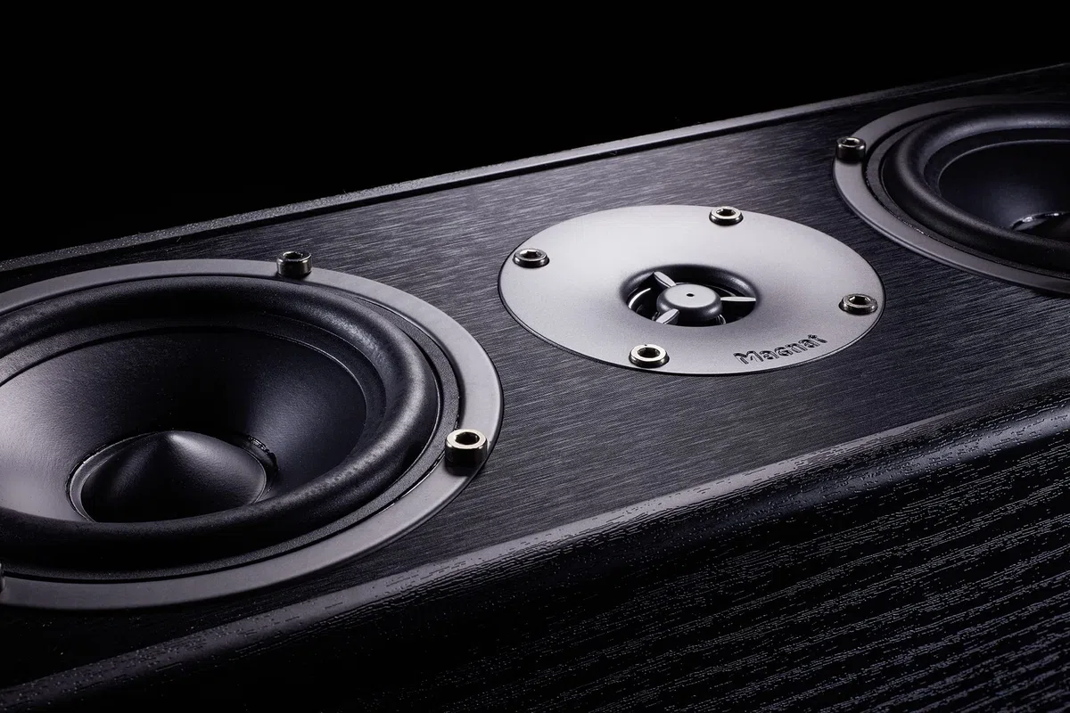 Monitor S14 C Black, Farbe:Schwarz | 2,5-Wege-Centerlautsprecher mit mehrchassiger Bestückung für kräftige, präzise Dialogwiedergabe im Heimkino.