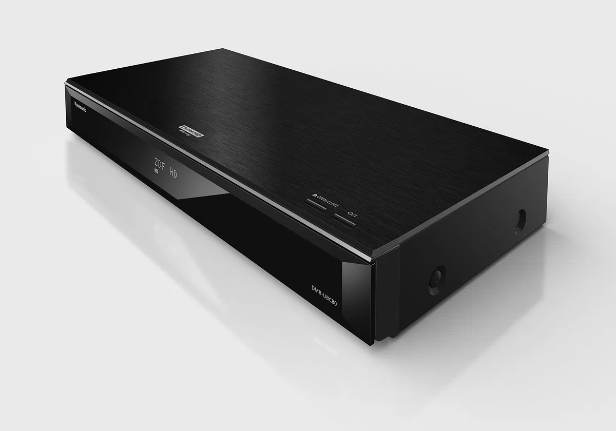 Panasonic DMR-UBC80EGK Ultra HD Blu-ray Recorder (1TB HDD, 4K Blu-ray Disc, UHD TV Kabelempfang, 2 x DVB-C/T2 HD Tuner)